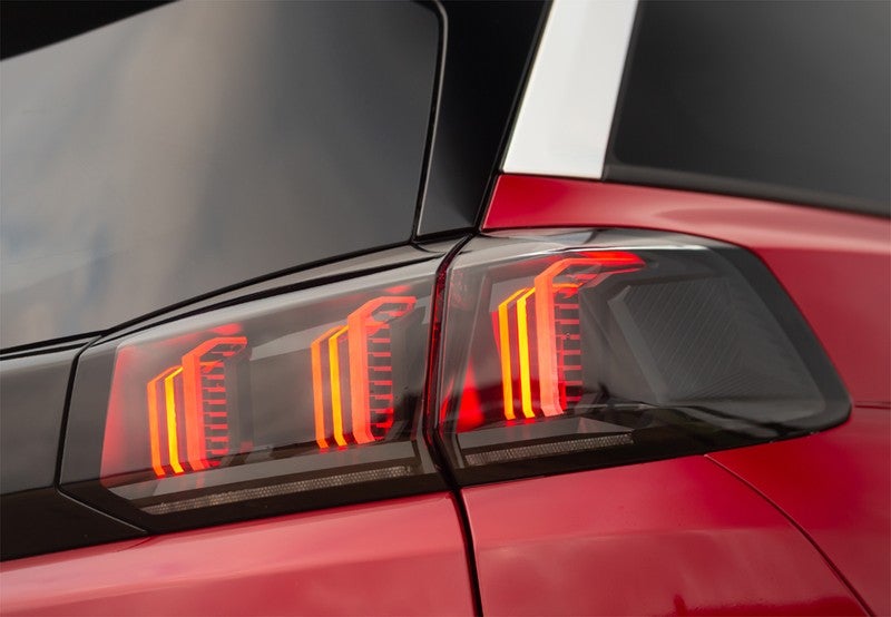 PEUGEOT 5008 SUV