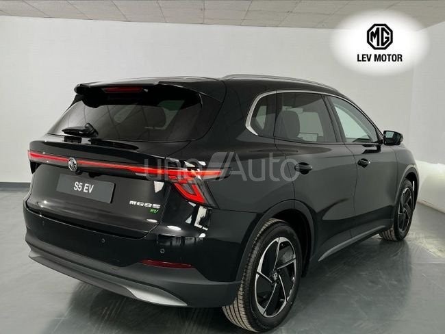 64kWh Luxury