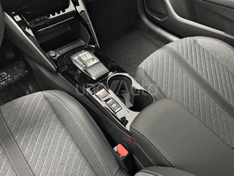 208 Allure Eléctrico 156