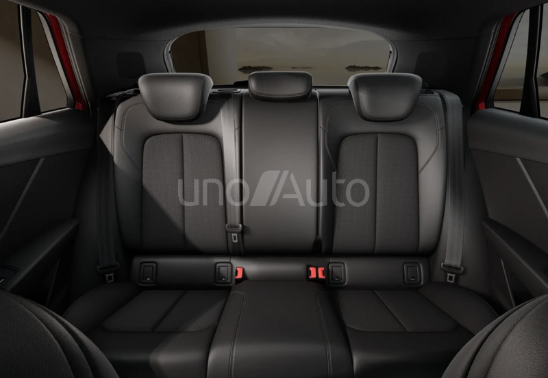 Q2 35 TFSI Adrenalin Black edition S tronic 110kW