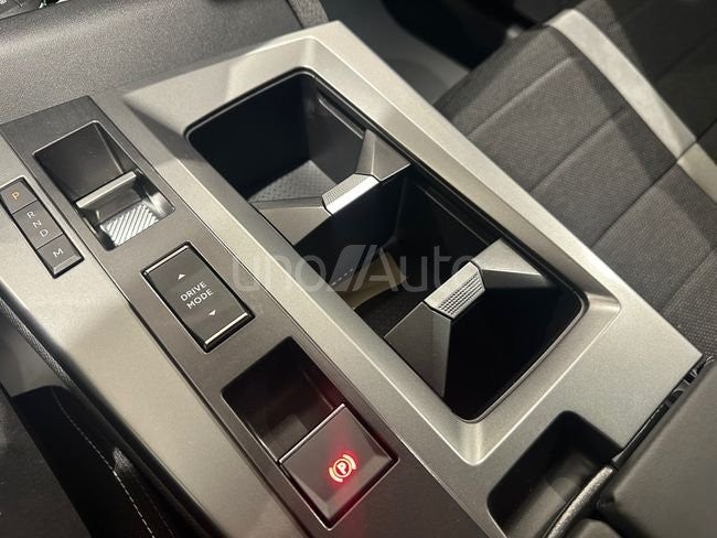 Edition Hybrid 107 kW (145 CV)