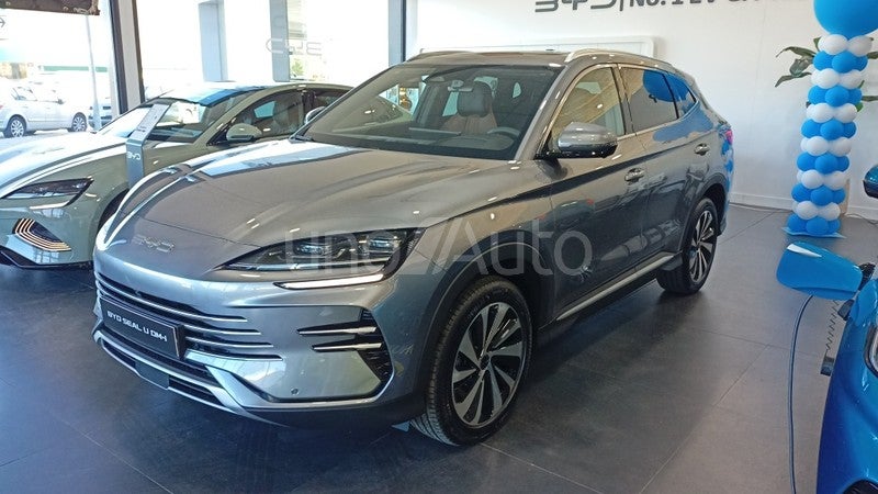 Seal U DM-i Design 238kW 4x4