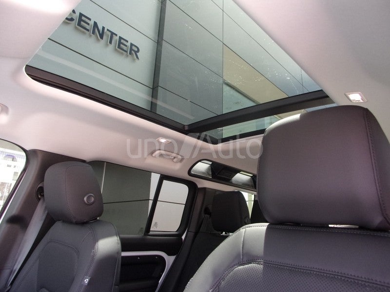 Defender 110 3.0D l6 MHEV S AWD Aut. 250