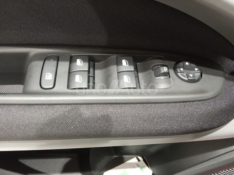 Avenger 1.2 Longitude 74KW