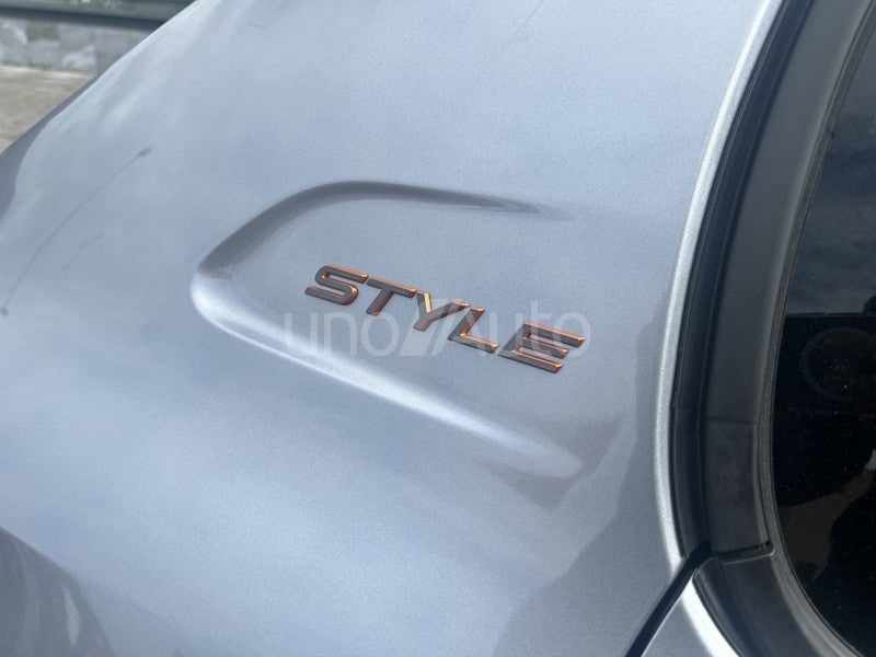 208 1.2 Hybrid Style e-DCS6 110