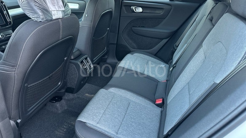 XC40 2.0 B3 MHEV CORE DCT 163 5P