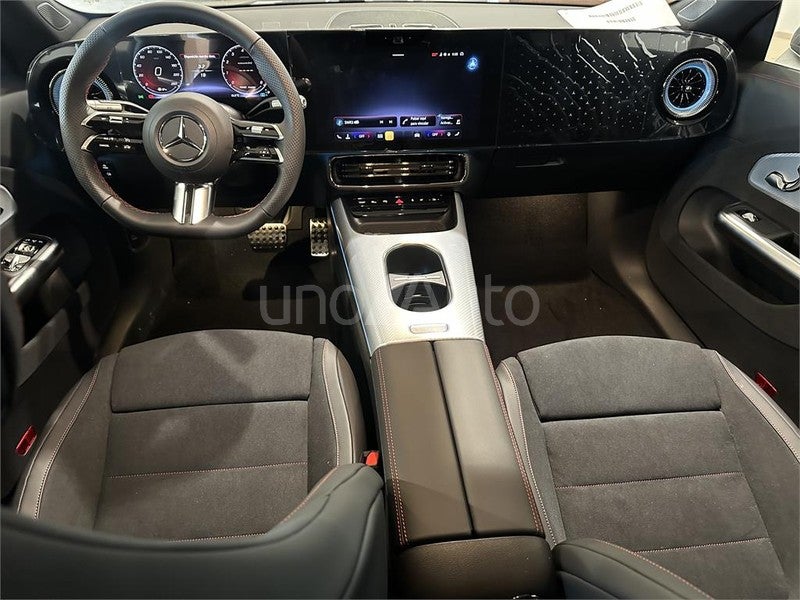 CLASE CLA 180 con tecnología híbrida