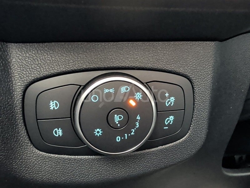 Tourneo Courier 1.0 Ecoboost Titanium Aut.