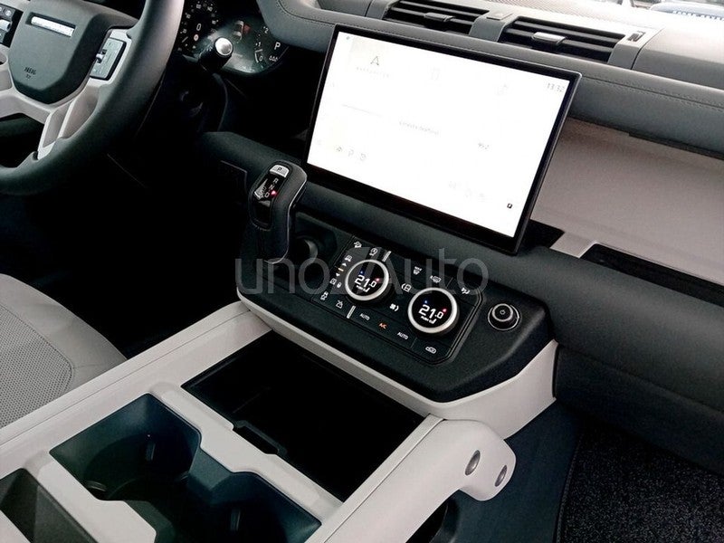 Defender 110 5.0 V8 X-Dynamic SE AWD Aut. 425