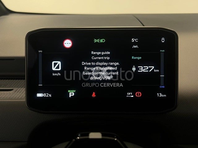 PV5 Cargo L2H1 Long Range Essential